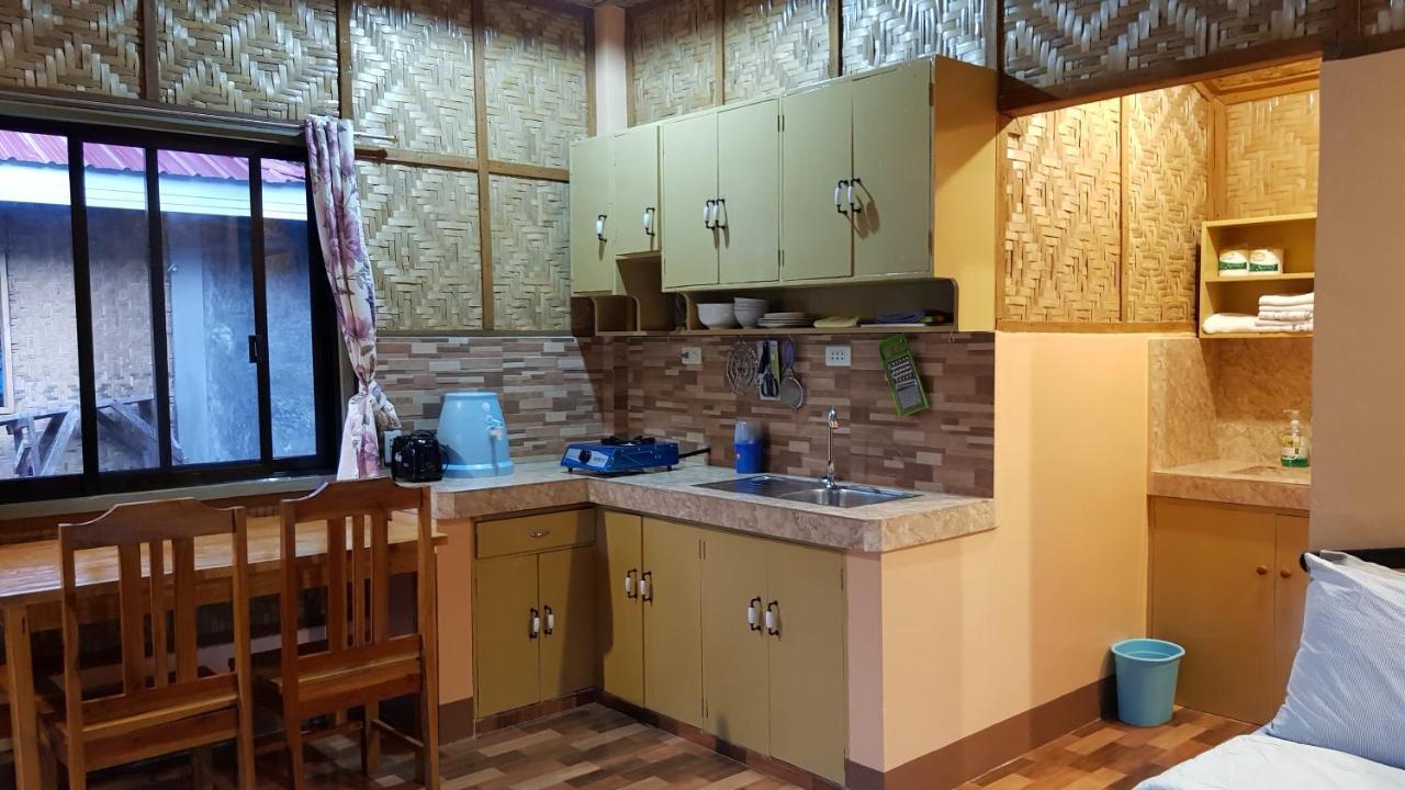 Paco'S Garden Home Stay Mambajao Exterior photo