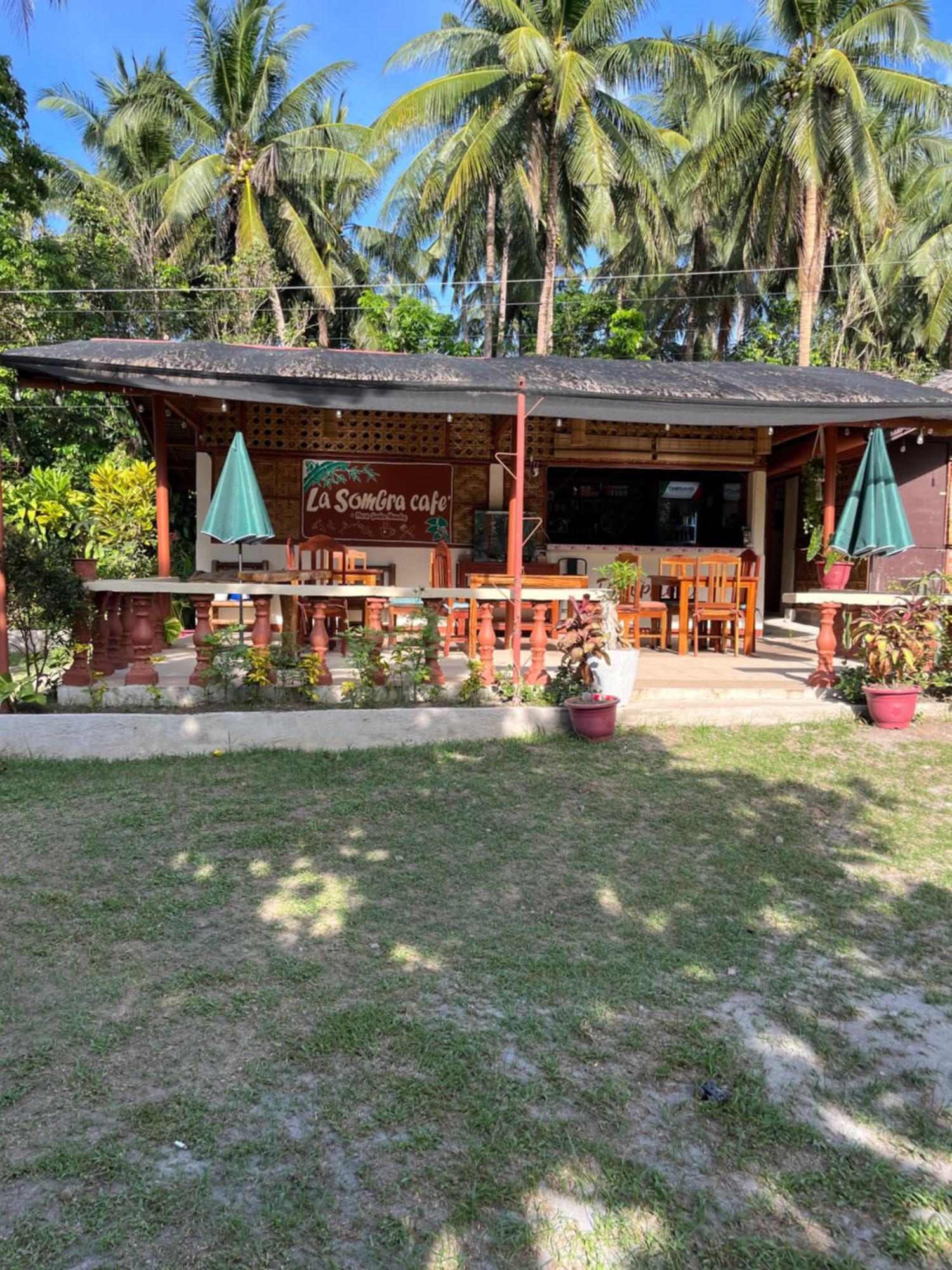 Paco'S Garden Home Stay Mambajao Exterior photo